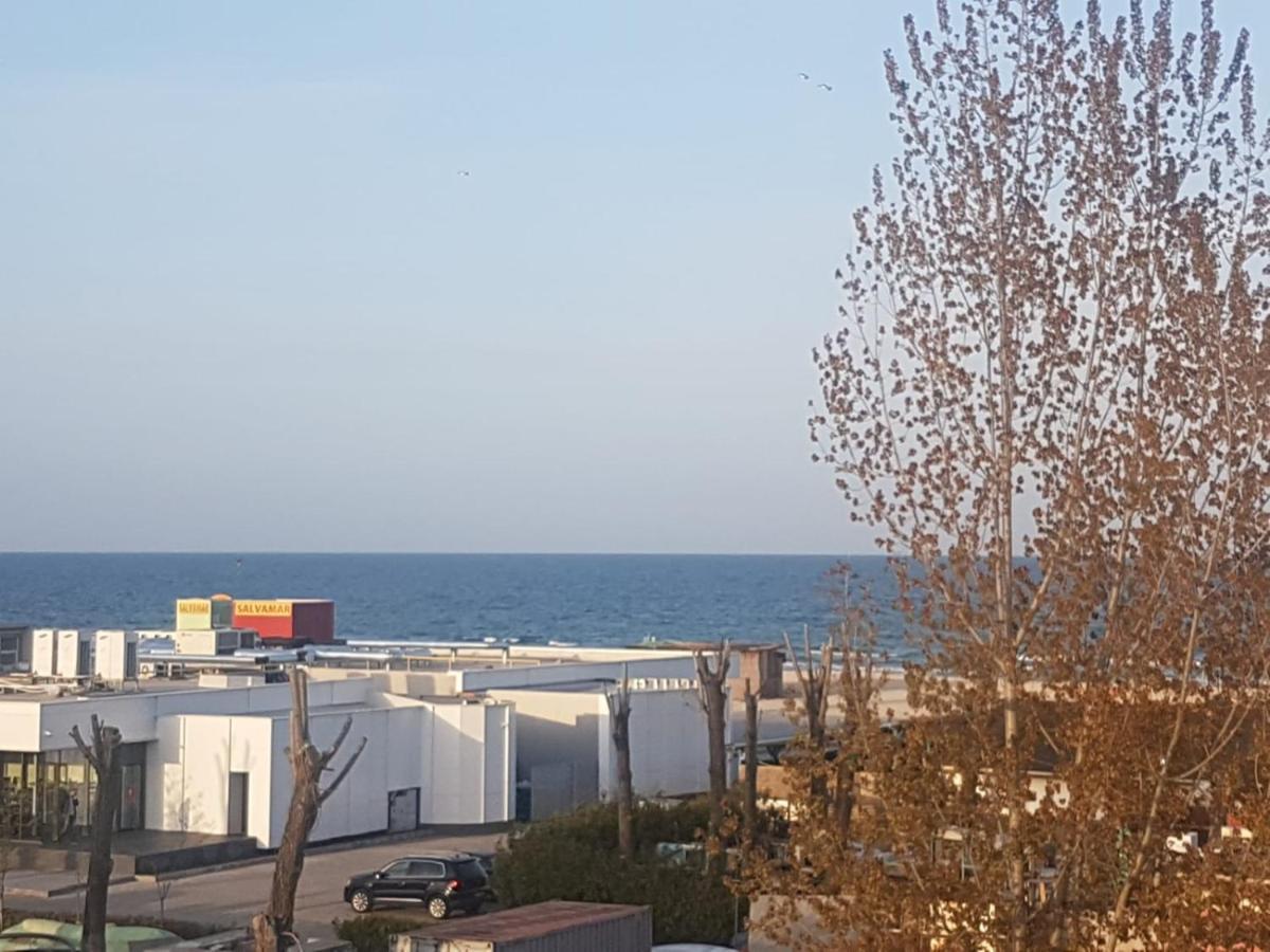 Vila Regal Mamaia Buitenkant foto