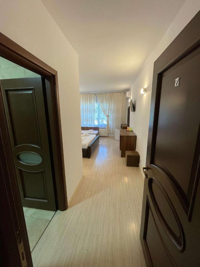 Vila Regal Mamaia Buitenkant foto